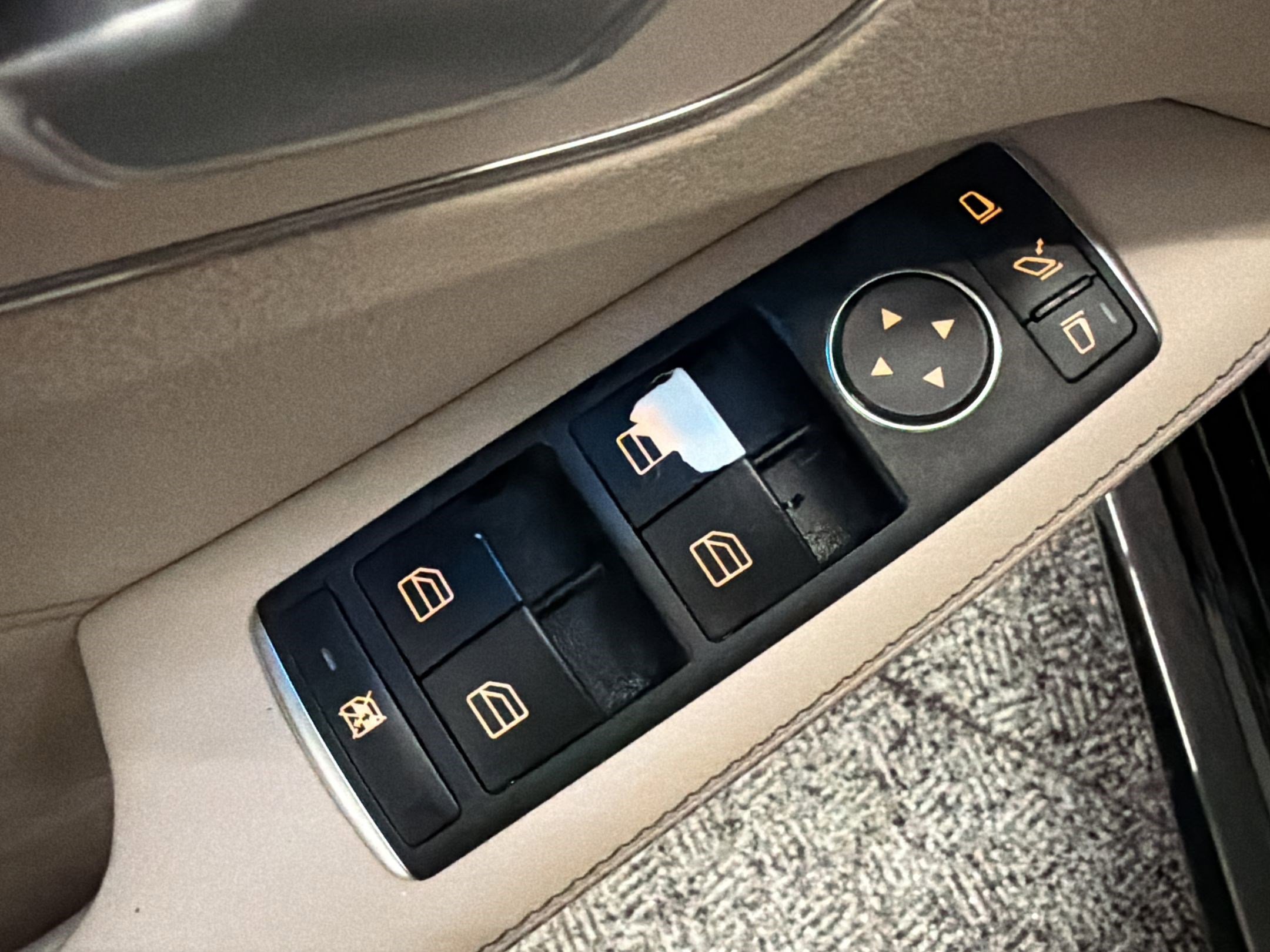 Certified 2016 Mercedes-Benz E 350 Sedan image 12