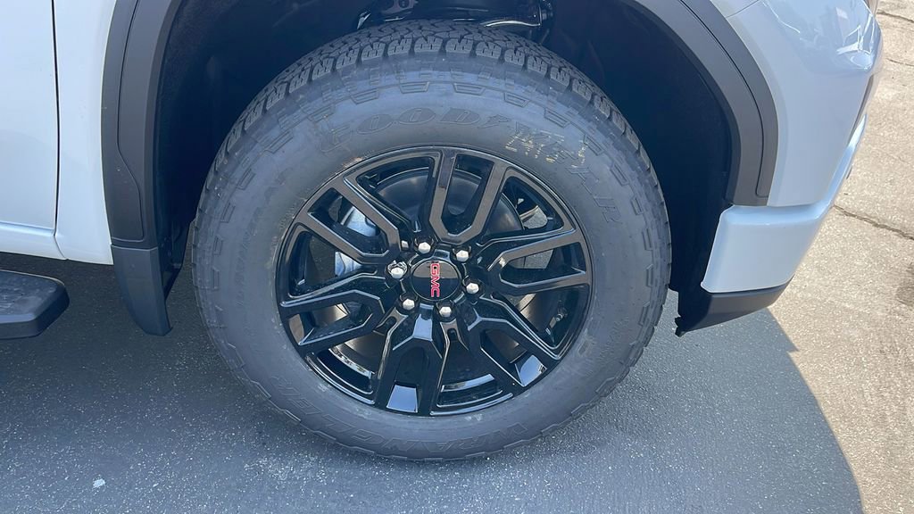New 2026 GMC Sierra 1500 Elevation w/ Elevation Premium Package image 9