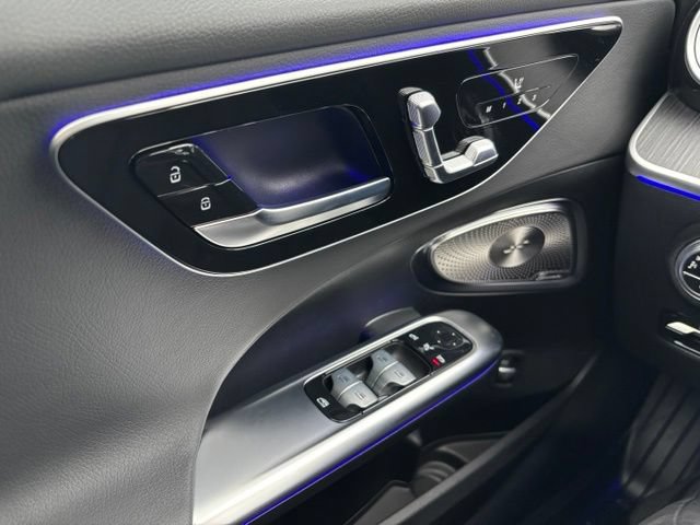 New 2026 Mercedes-Benz C 300 4MATIC Sedan image 36