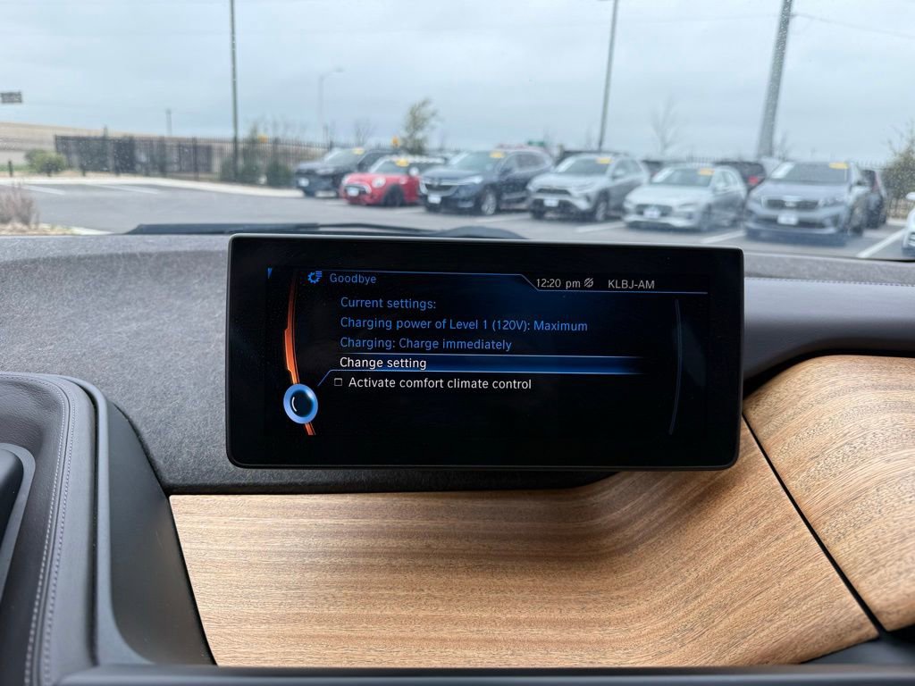 Used 2014 BMW i3 w/ Range Extender image 18