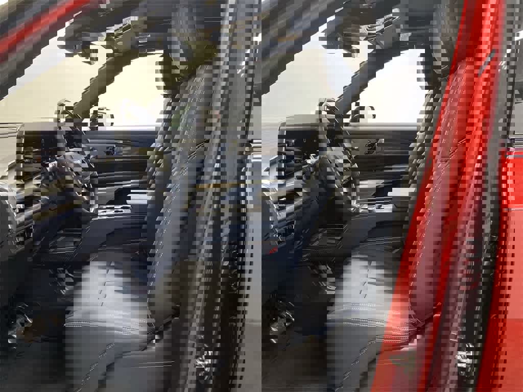 Certified 2026 Cadillac Vistiq Sport w/ LPO, Floor Liner Package image 14