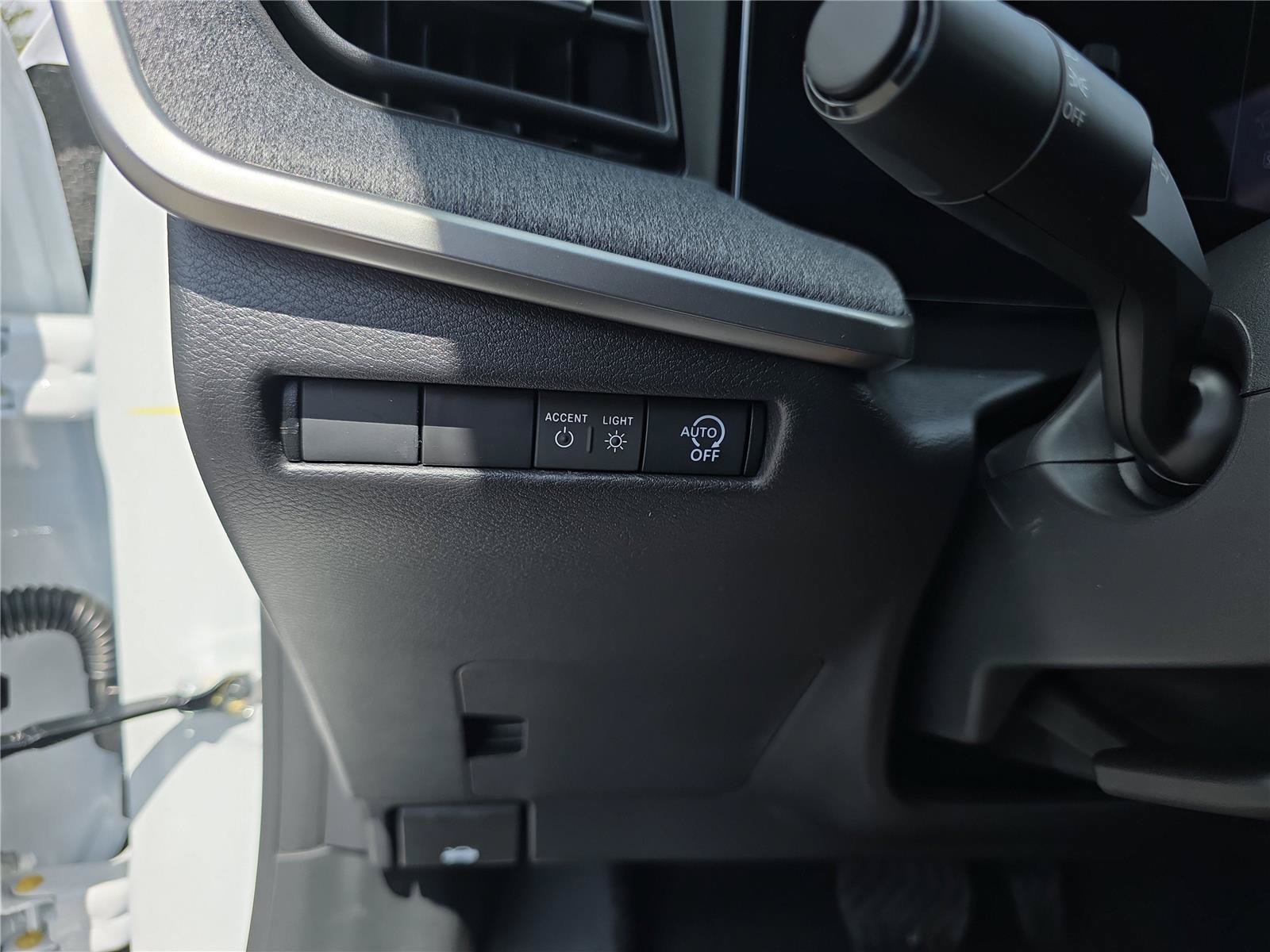 New 2026 Nissan Kicks SV w/ SV Premium Package FWD image 27