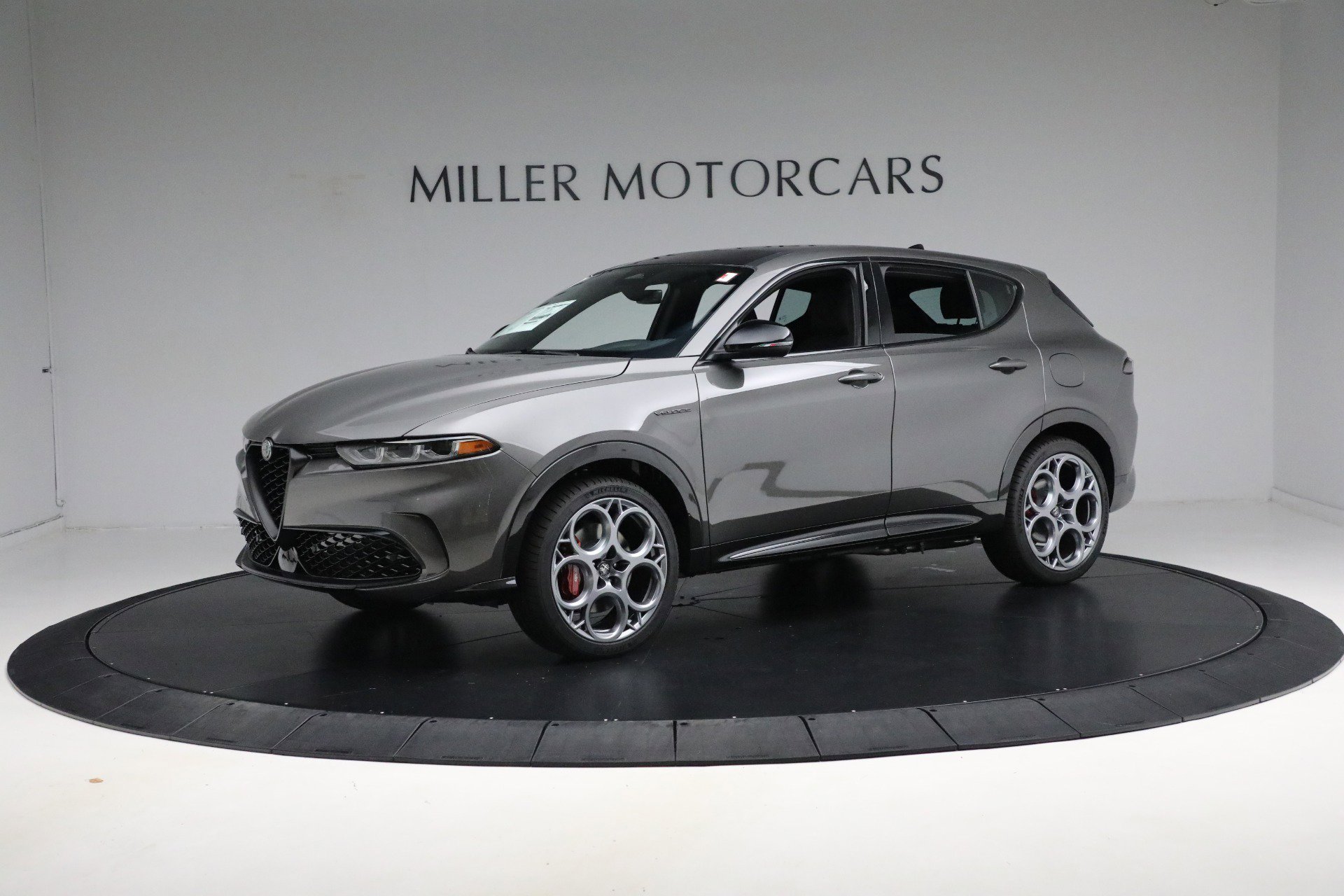 Used 2024 Alfa Romeo Tonale Veloce image 4