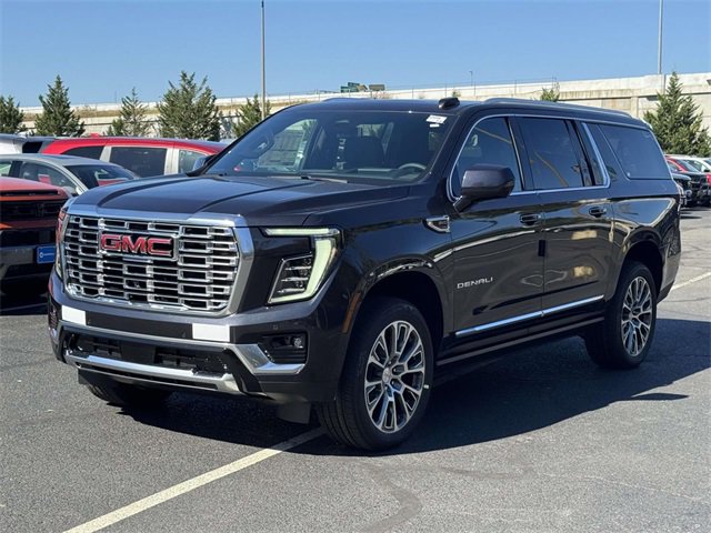 New 2026 GMC Yukon XL Denali image 4