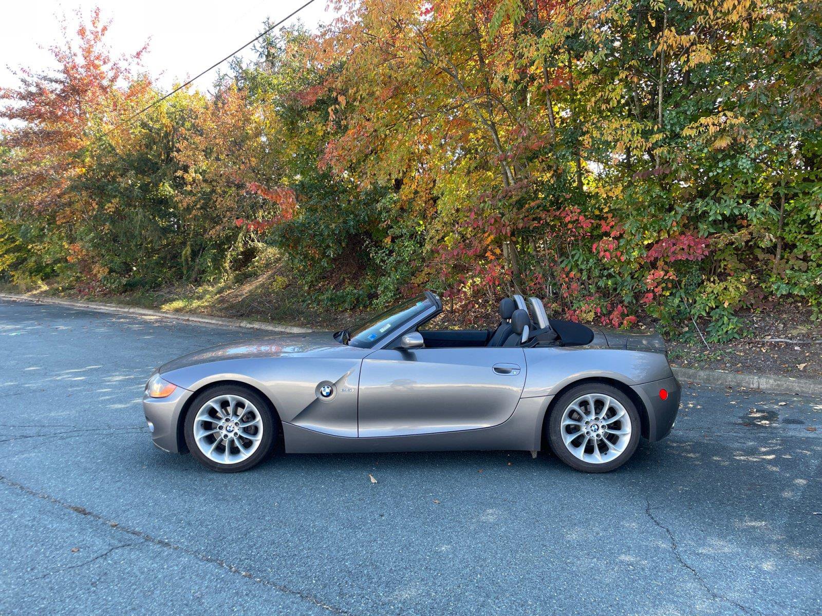 Used 2003 BMW Z4 2.5i RWD image 18