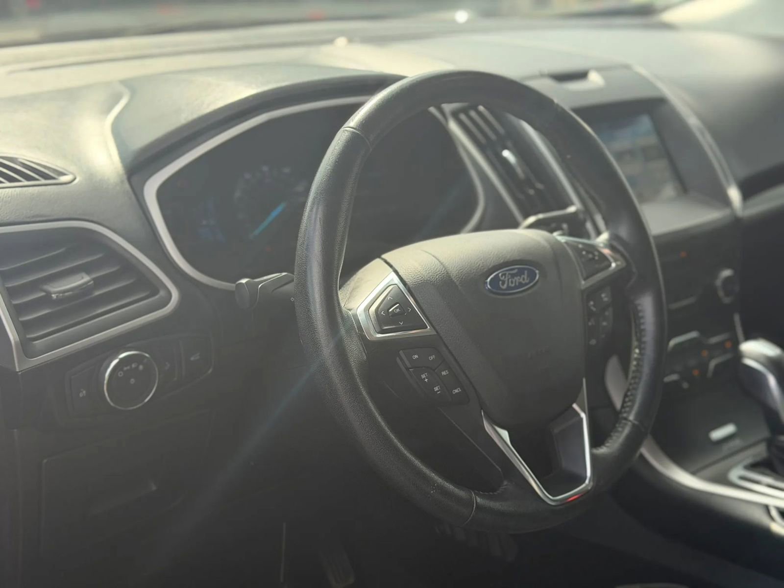 Used 2017 Ford Edge SEL w/ Equipment Group 201A FWD image 12