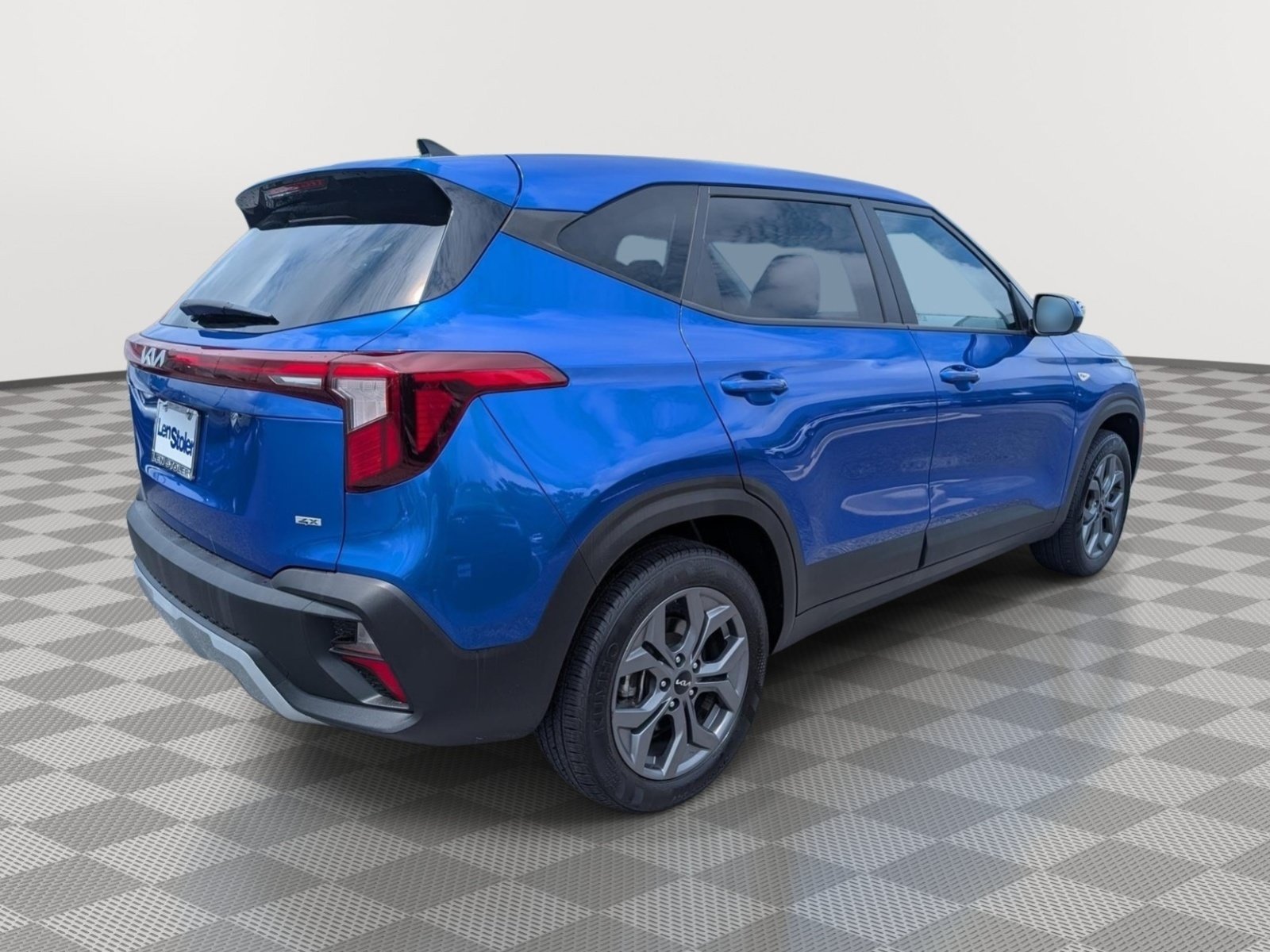 Used 2024 Kia Seltos LX AWD/4WD image 5