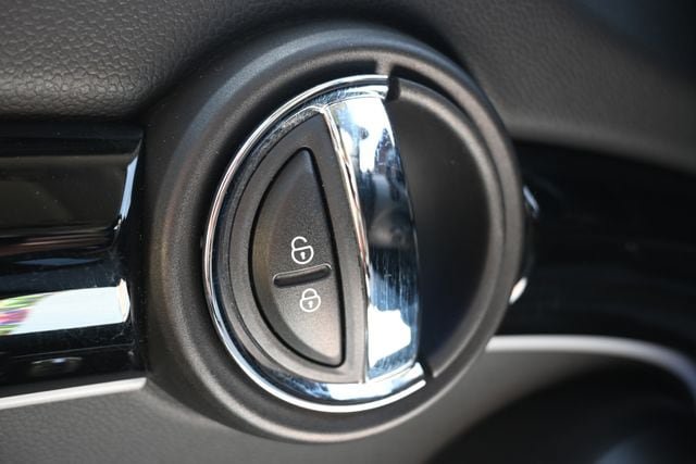 Used 2024 MINI Cooper S FWD image 41