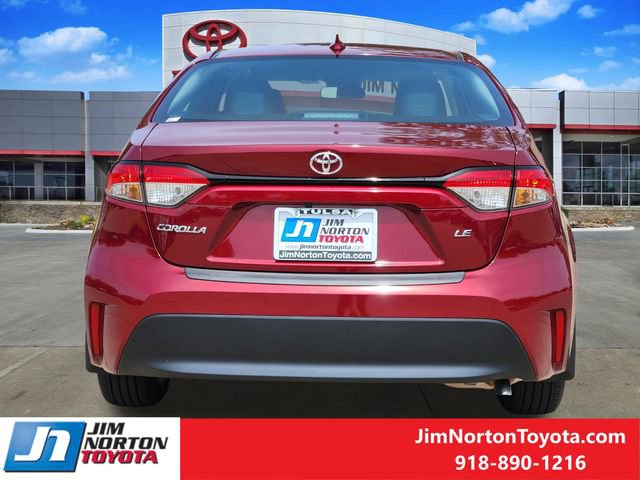 Used 2025 Toyota Corolla LE w/ LE Premium Package FWD image 7