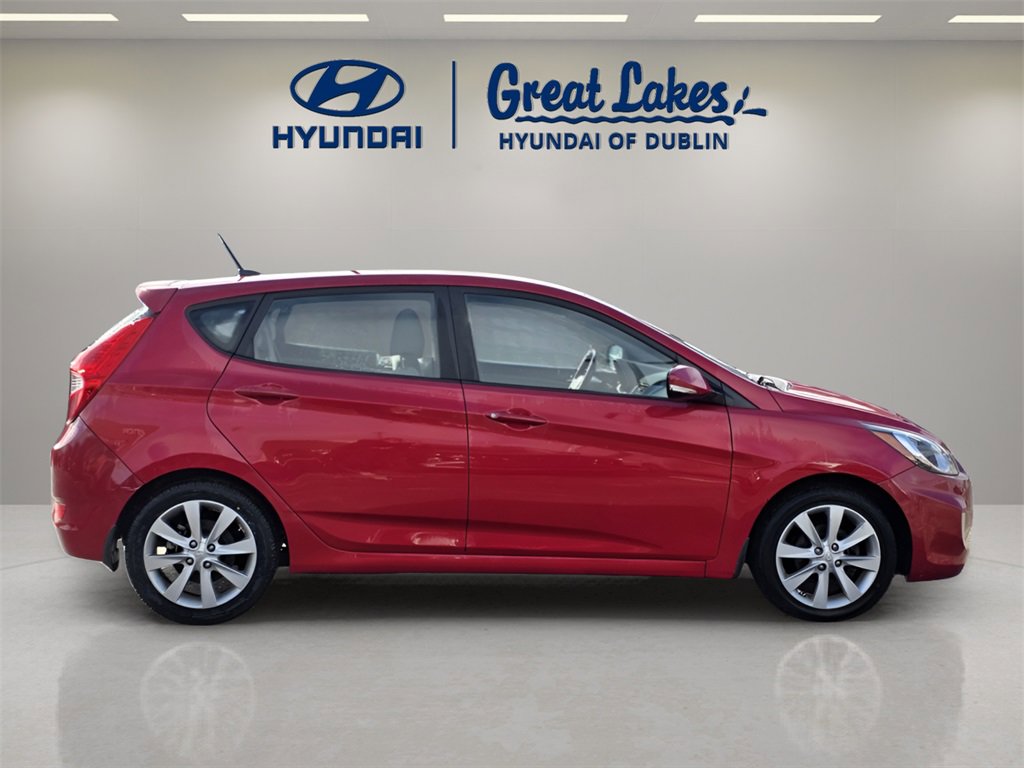 Used 2013 Hyundai Accent SE image 6