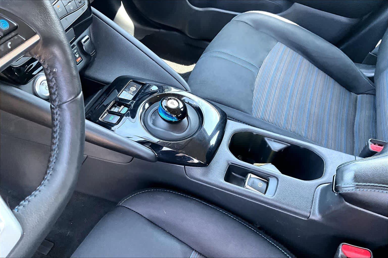 Used 2021 Nissan Leaf SV Plus w/ SV Plus Technology Package FWD image 16