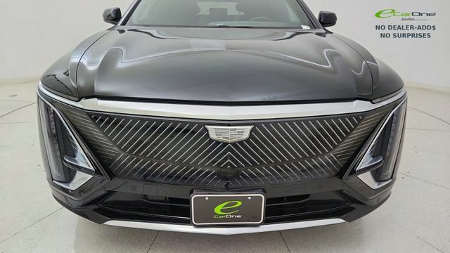 Used 2024 Cadillac Lyriq Tech RWD image 9