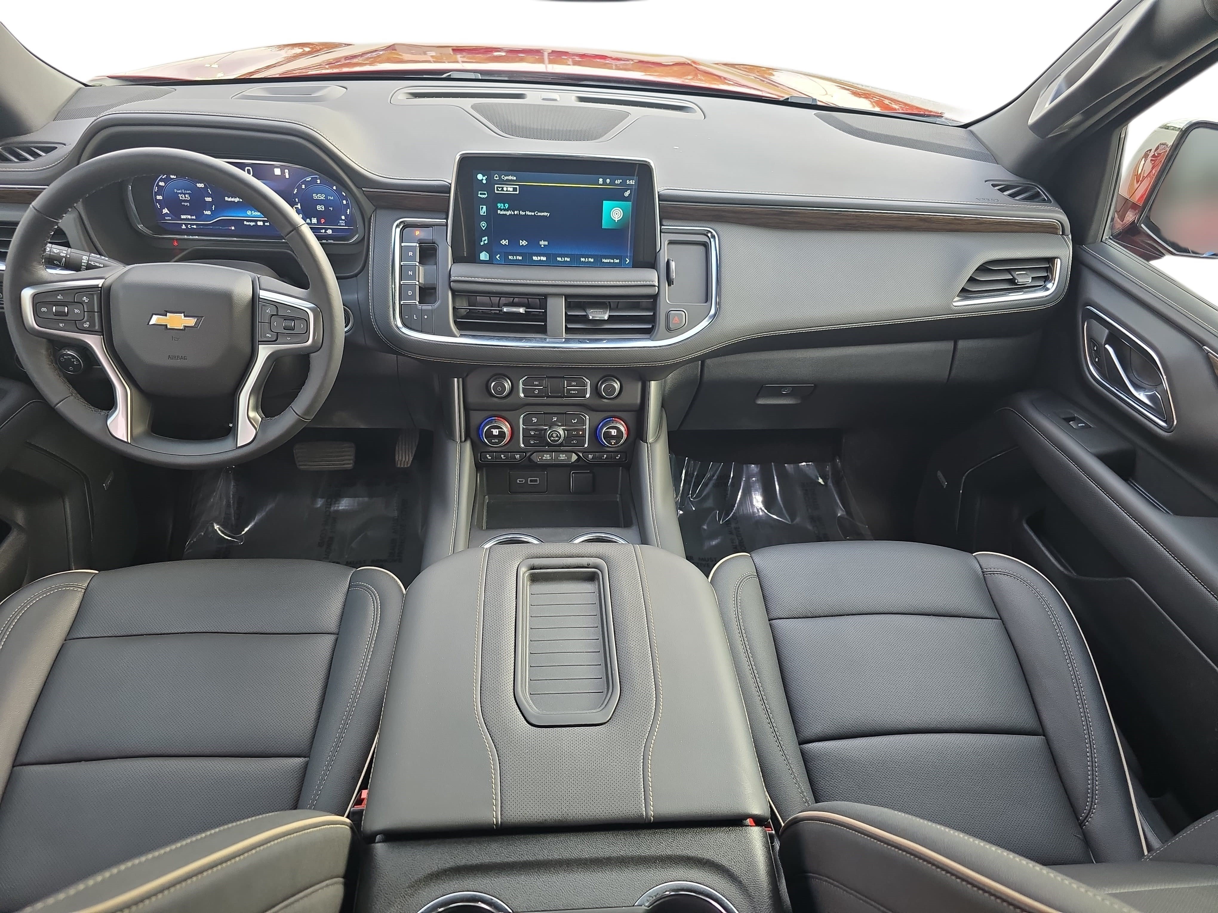 Used 2023 Chevrolet Tahoe Premier AWD/4WD image 9