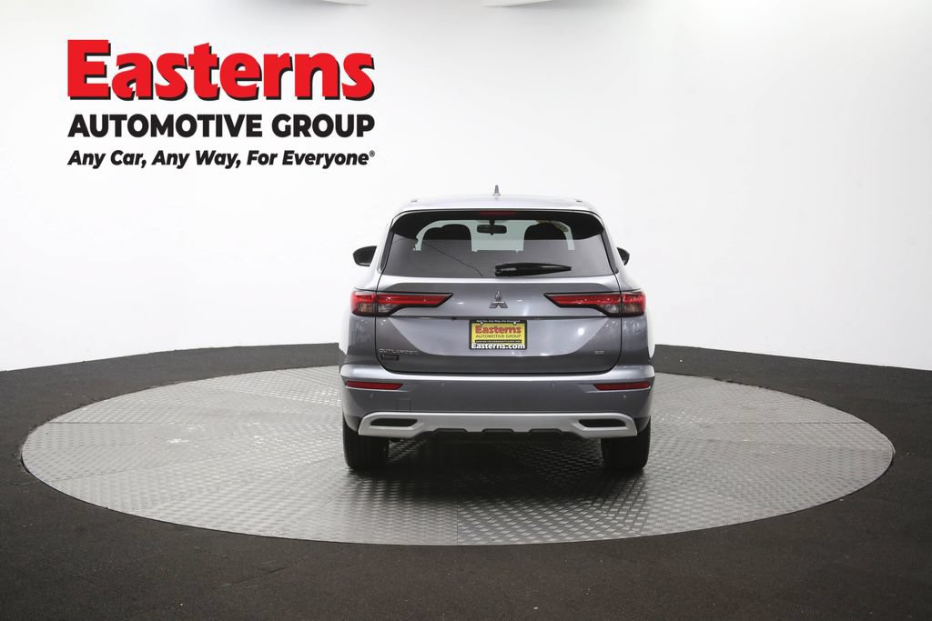 Used 2024 Mitsubishi Outlander SE AWD/4WD image 37