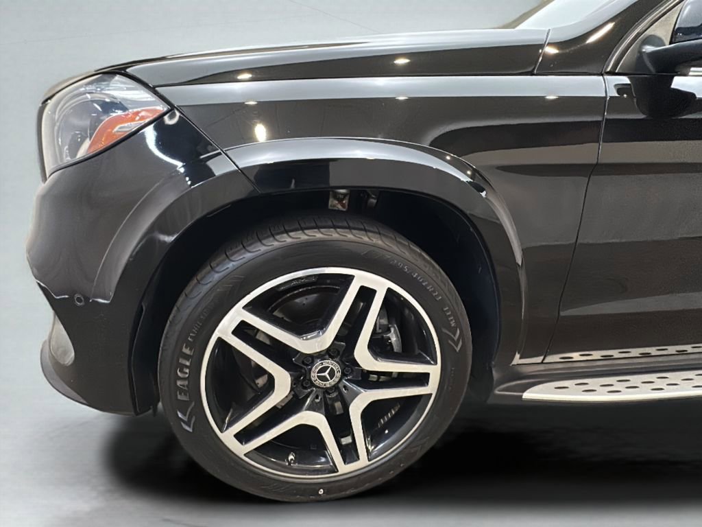 Used 2019 Mercedes-Benz GLS 550 4MATIC image 3