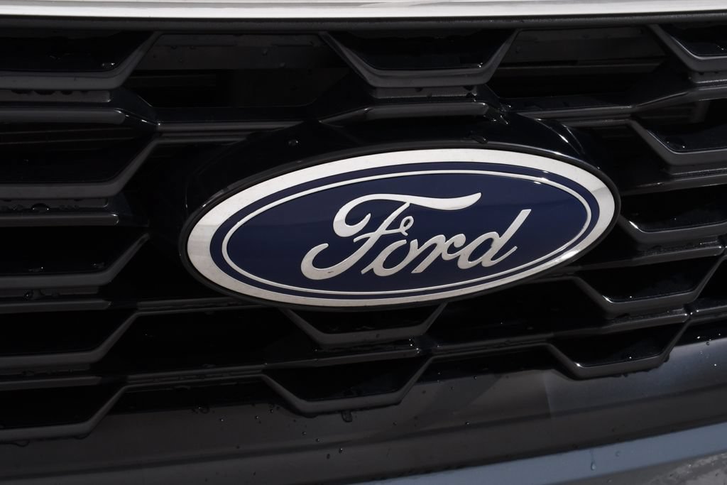 Used 2024 Ford Escape ST-Line w/ Tech Pack #1 AWD/4WD image 21