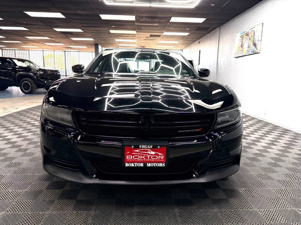 Used 2020 Dodge Charger SXT w/ Leather Interior Group RWD image 4