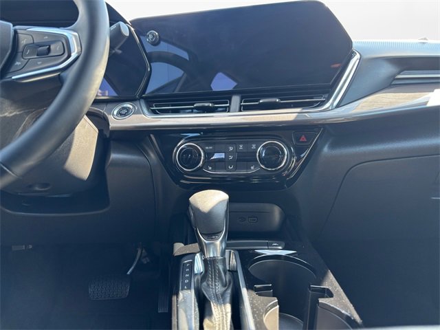 Used 2025 Chevrolet Trax ACTIV w/ Driver Confidence Package image 11