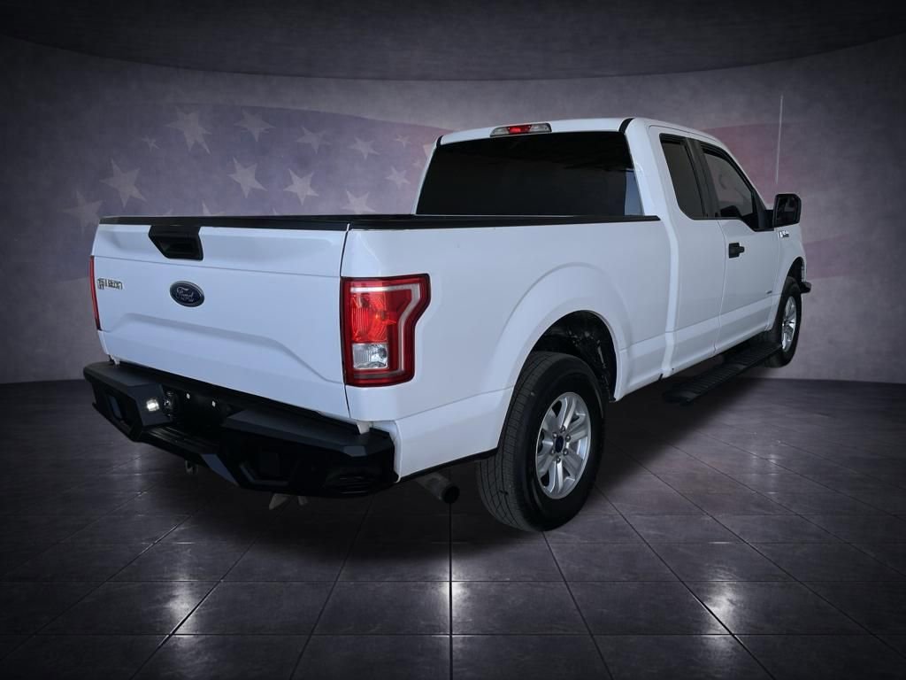 Used 2016 Ford F150 XLT AWD/4WD image 5