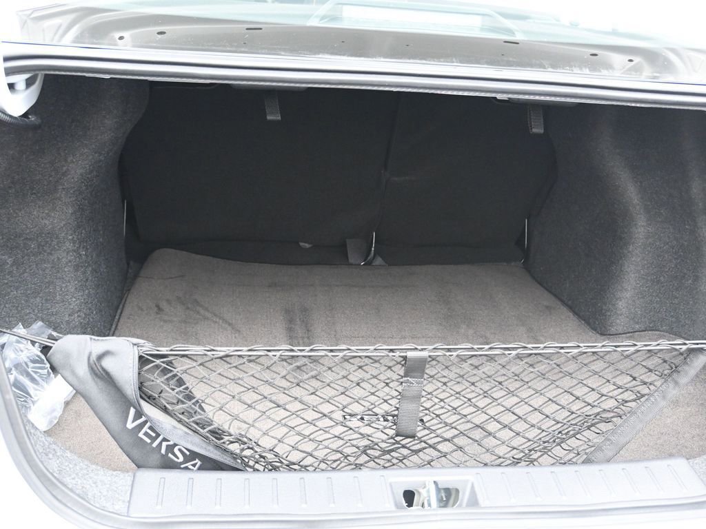 New 2025 Nissan Versa SR w/ Trunk Package FWD image 26