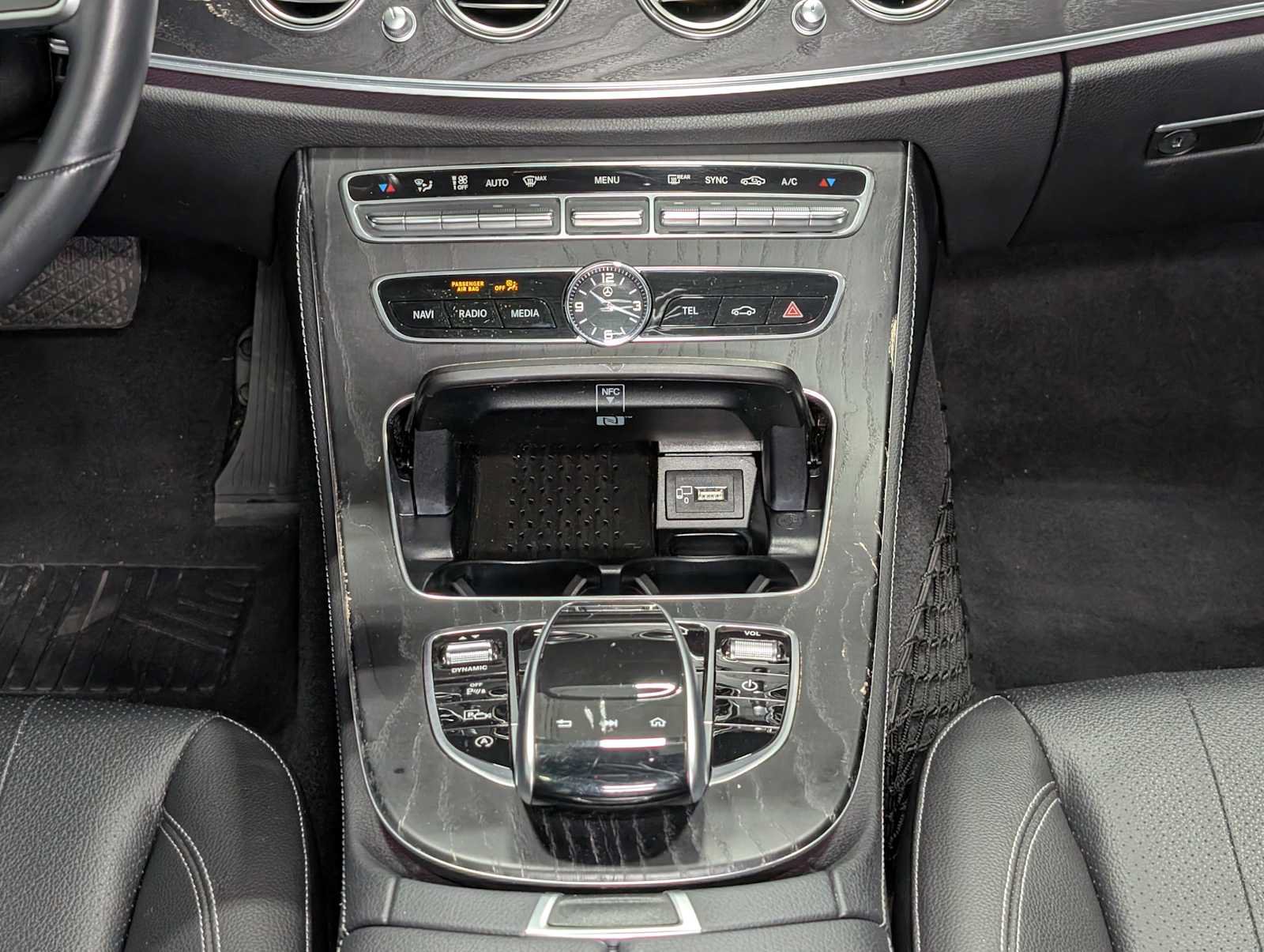 Certified 2019 Mercedes-Benz E 300 4MATIC image 20