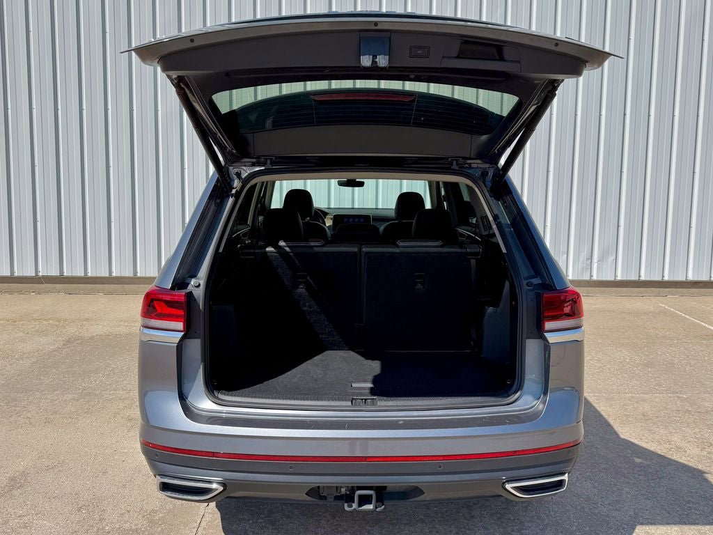 Used 2025 Volkswagen Atlas SE AWD/4WD image 17