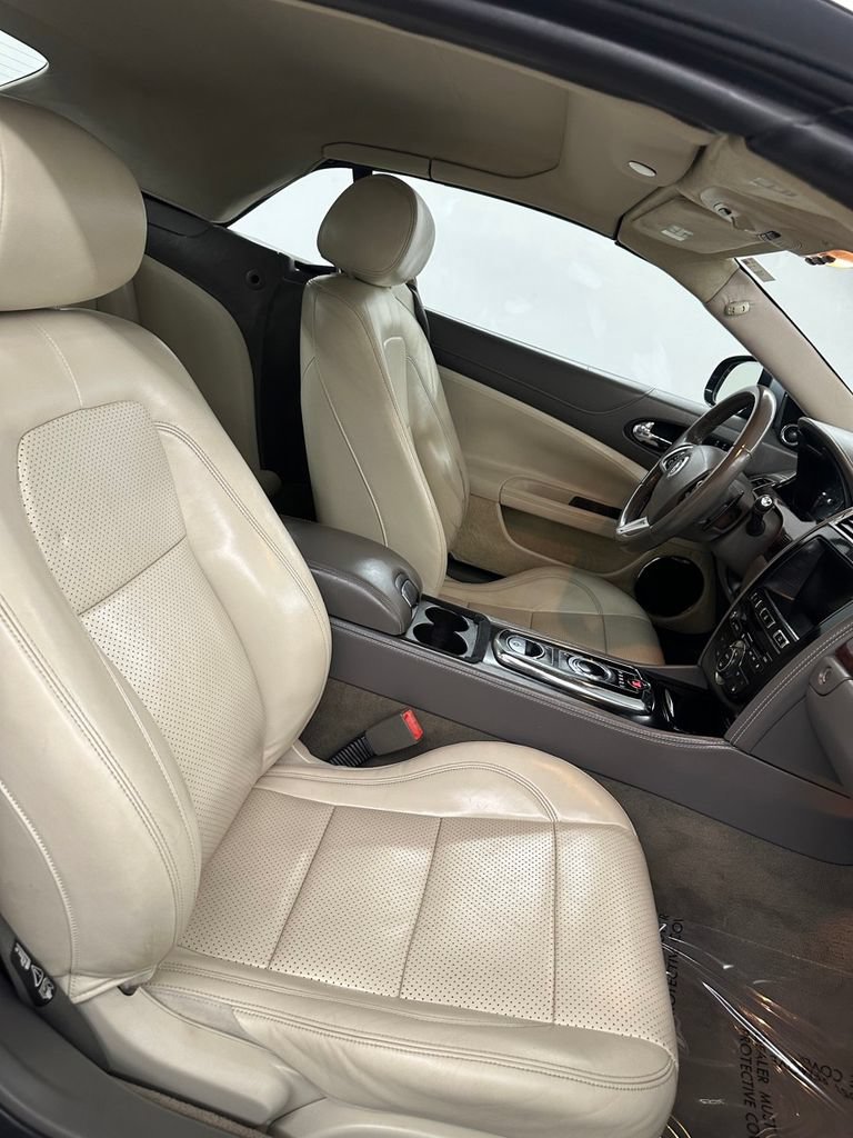 Used 2012 Jaguar XK Convertible RWD image 33