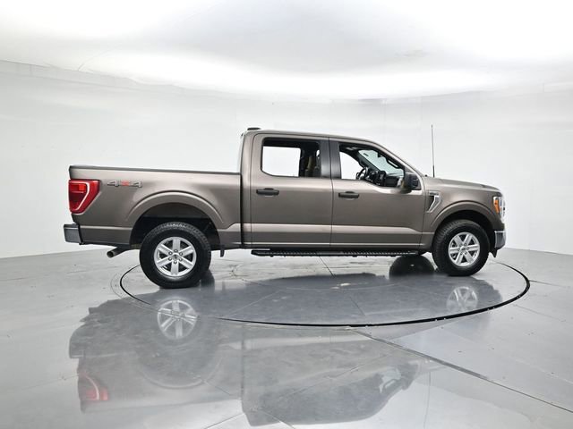 Certified 2022 Ford F150 XLT w/ Equipment Group 301A Mid image 2