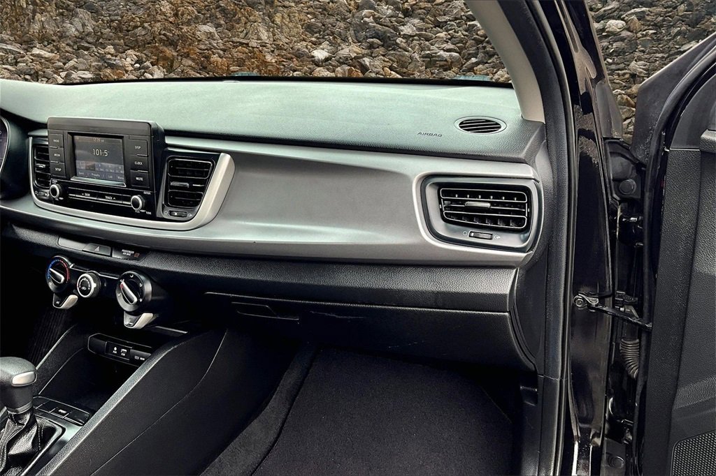 Used 2018 Kia Rio LX image 14