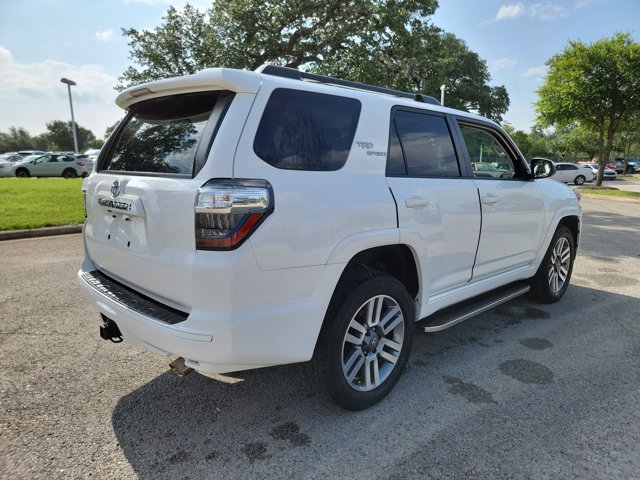 Used 2022 Toyota 4Runner TRD Sport AWD/4WD image 5