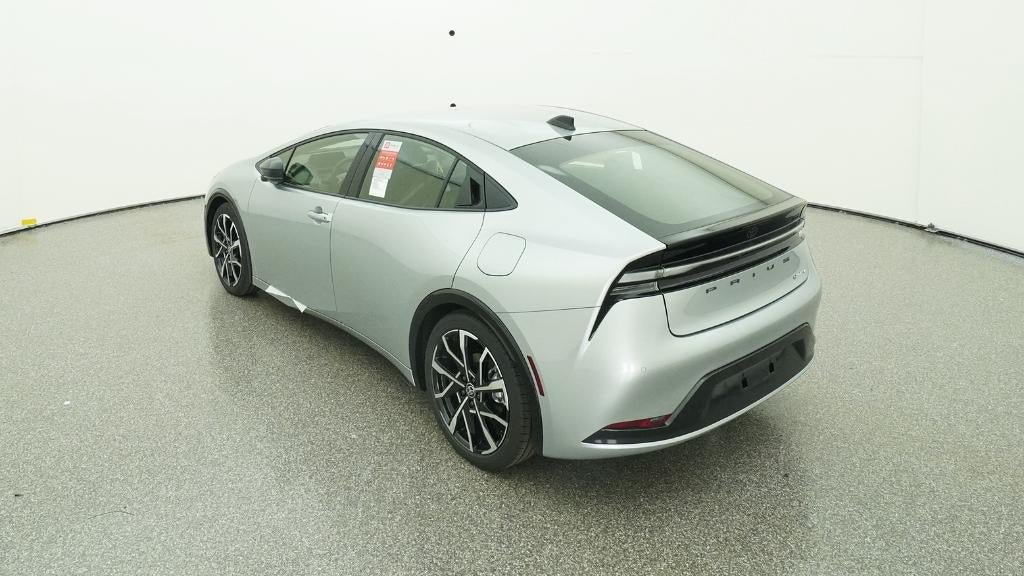 New 2026 Toyota Prius Plug-In Hybrid FWD image 5