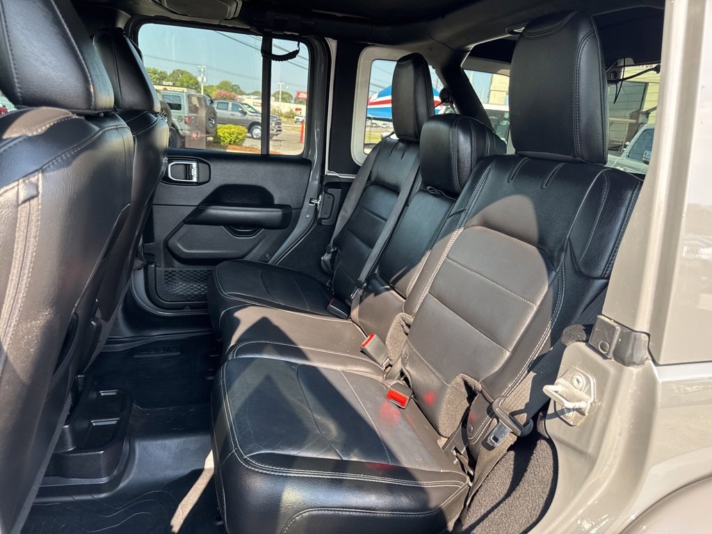 Used 2018 Jeep Wrangler Unlimited Sahara w/ Quick Order Package 24M Moab image 25