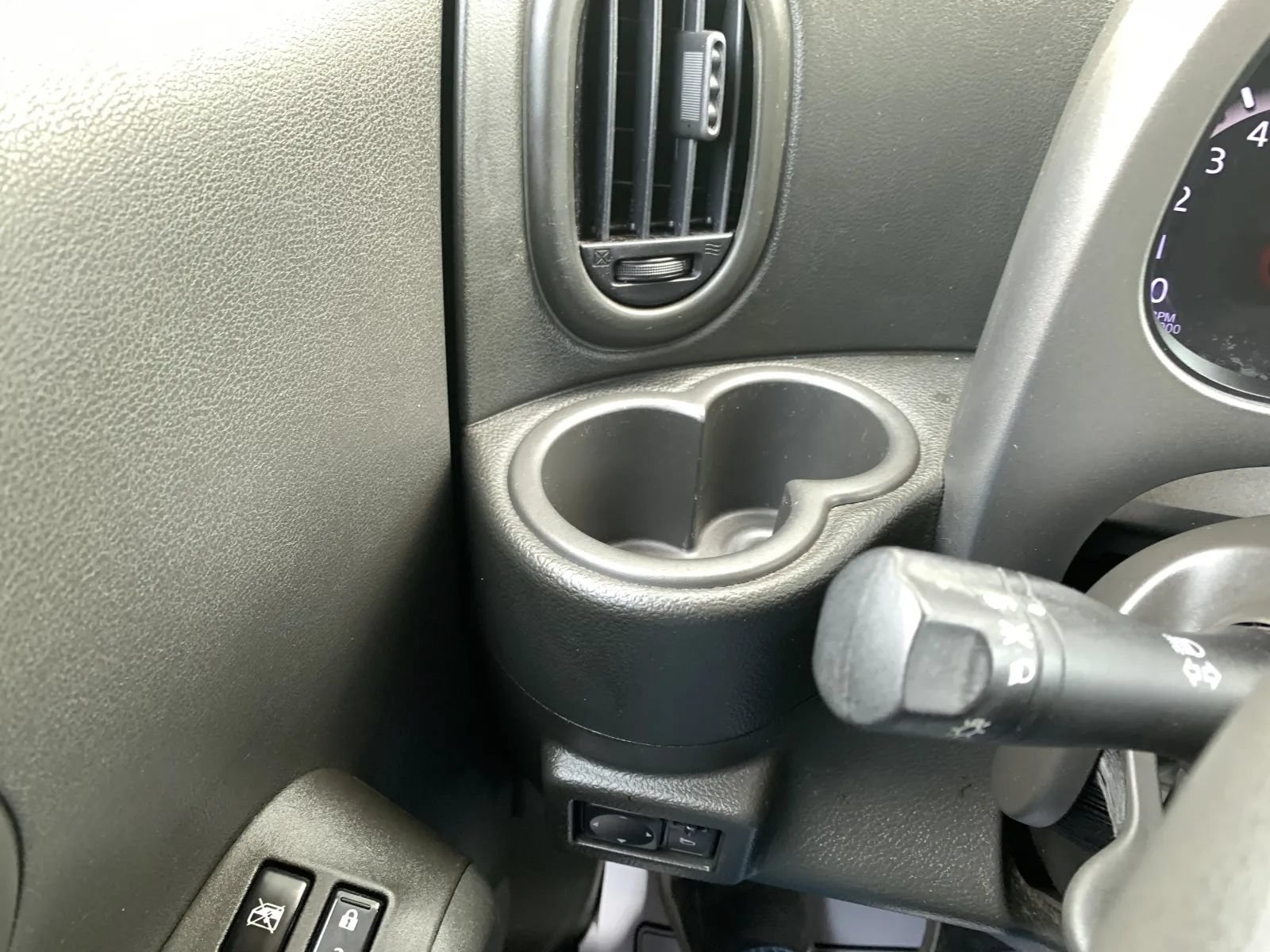 Used 2014 Nissan Cube 1.8 S w/ Interior Designer Package FWD image 16