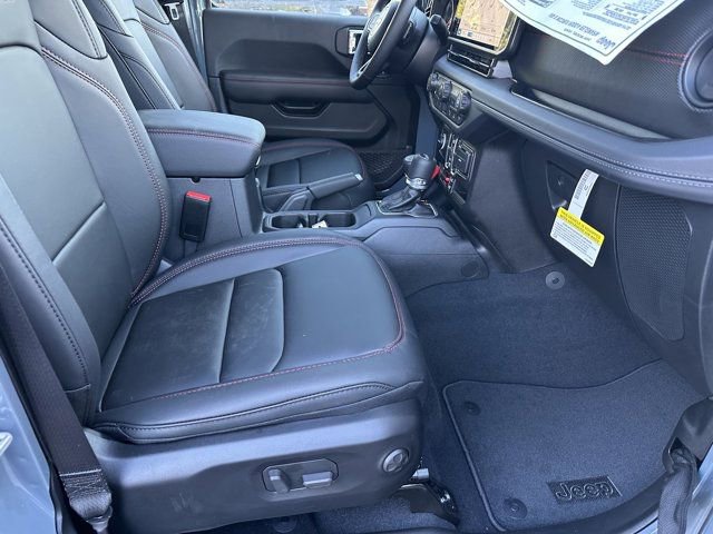 New 2026 Jeep Wrangler Unlimited Rubicon image 13