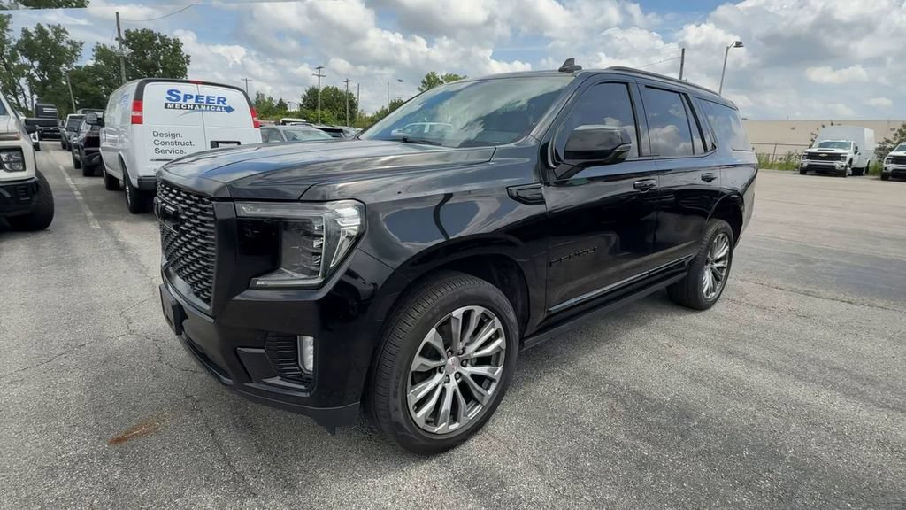 Used 2021 GMC Yukon Denali w/ Denali Premium Package AWD/4WD image 4