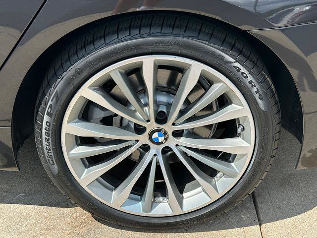 Used 2023 BMW 530i xDrive w/ Premium Package AWD/4WD image 34