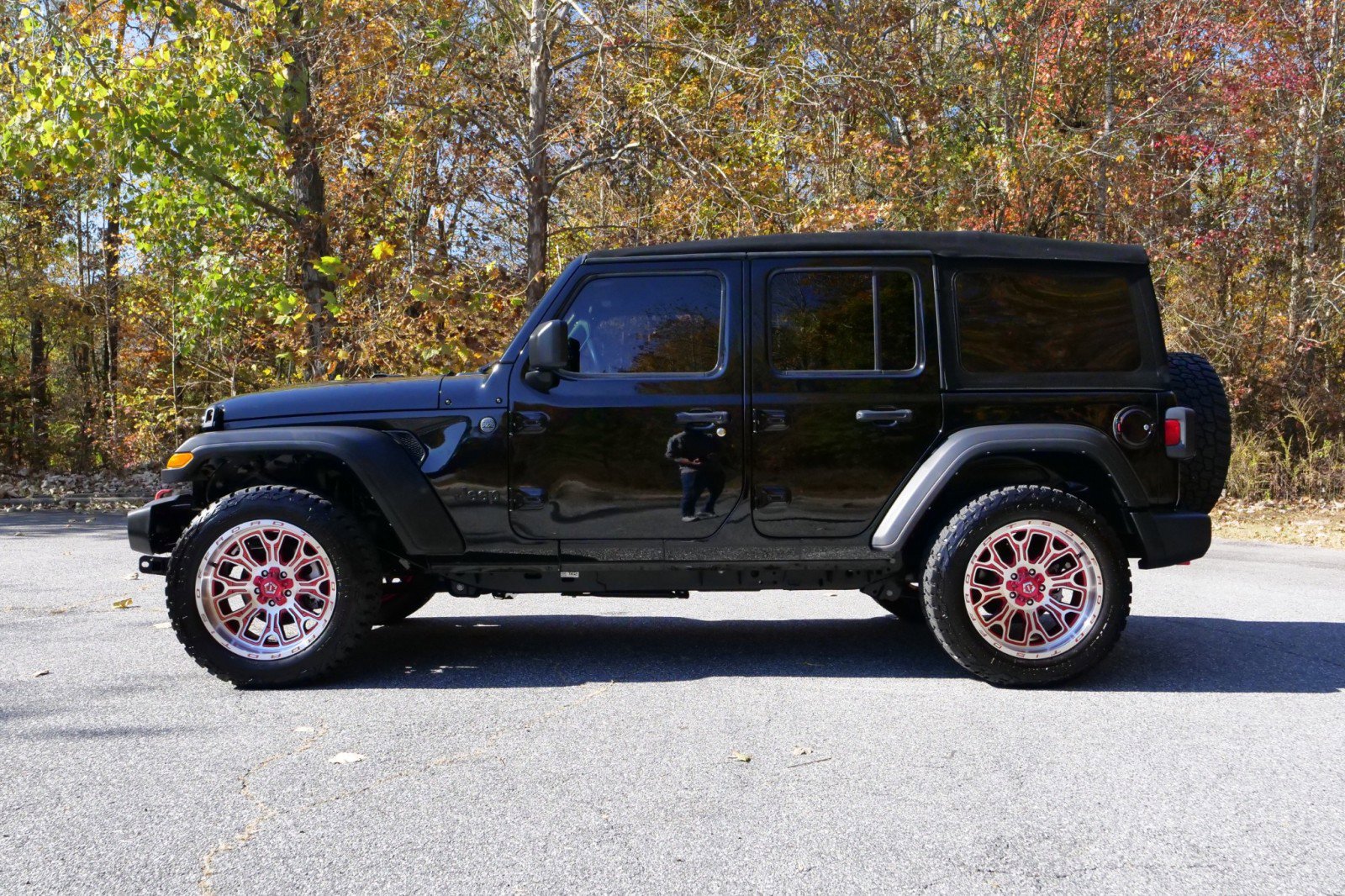Used 2022 Jeep Wrangler Unlimited Sport image 31