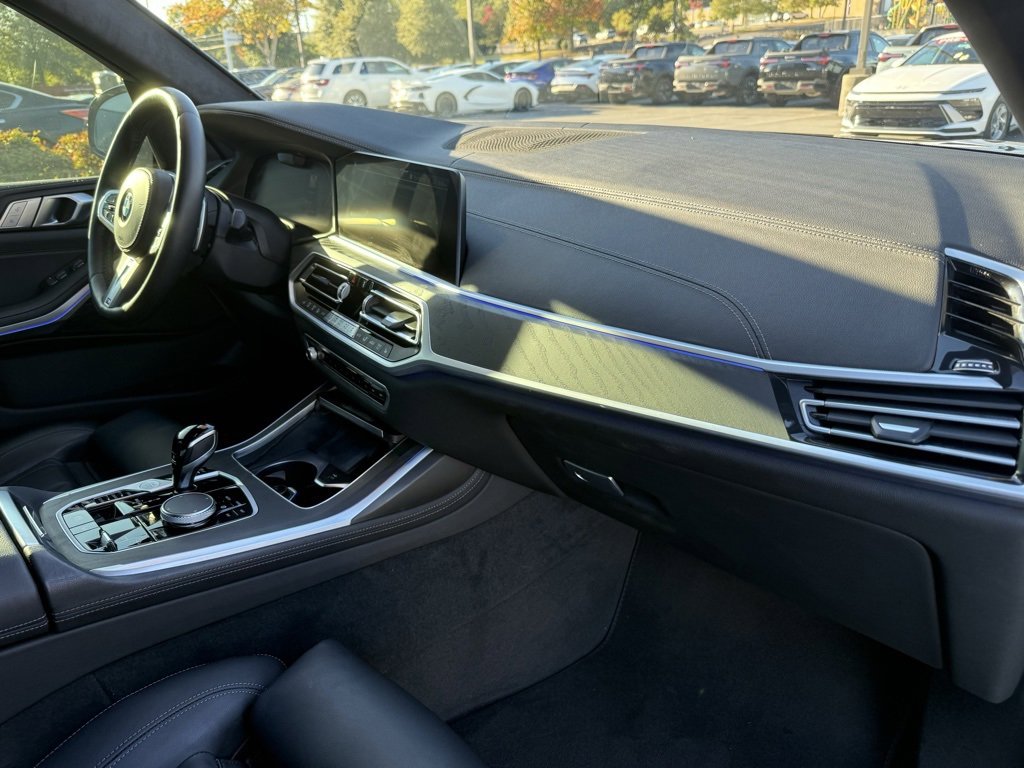 Used 2022 BMW X7 xDrive40i w/ M Sport Package image 46