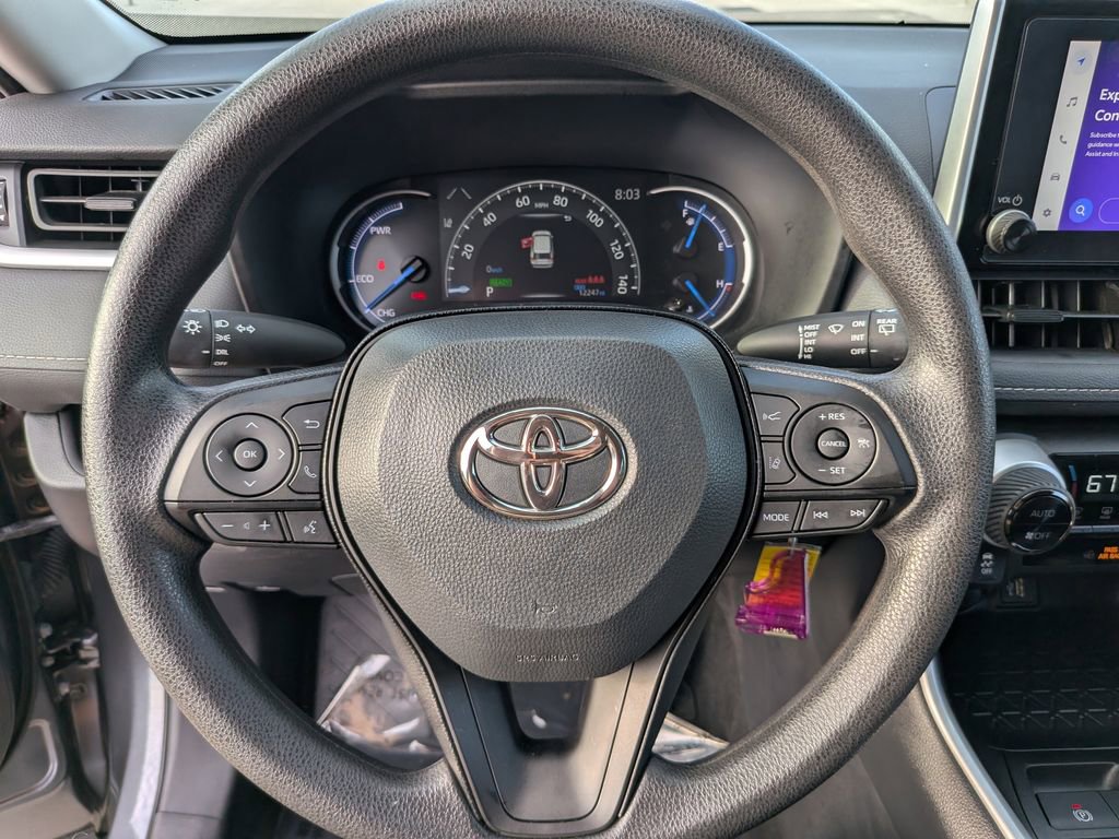 Used 2025 Toyota RAV4 LE AWD/4WD image 27
