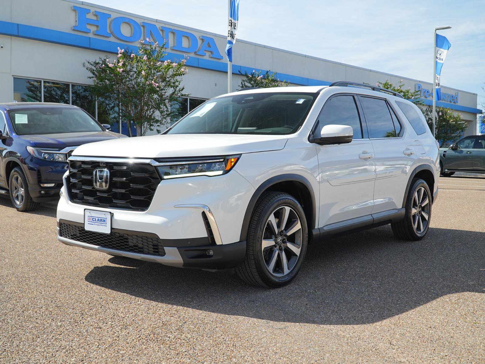 Used 2023 Honda Pilot Elite