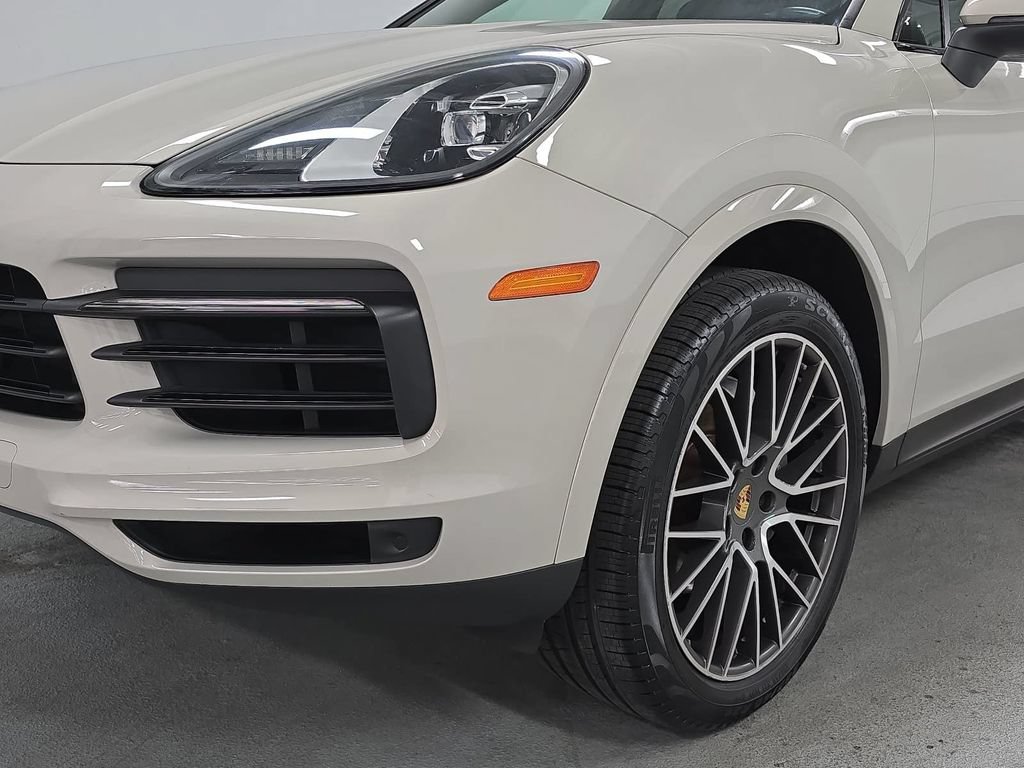 Certified 2020 Porsche Cayenne AWD/4WD image 11