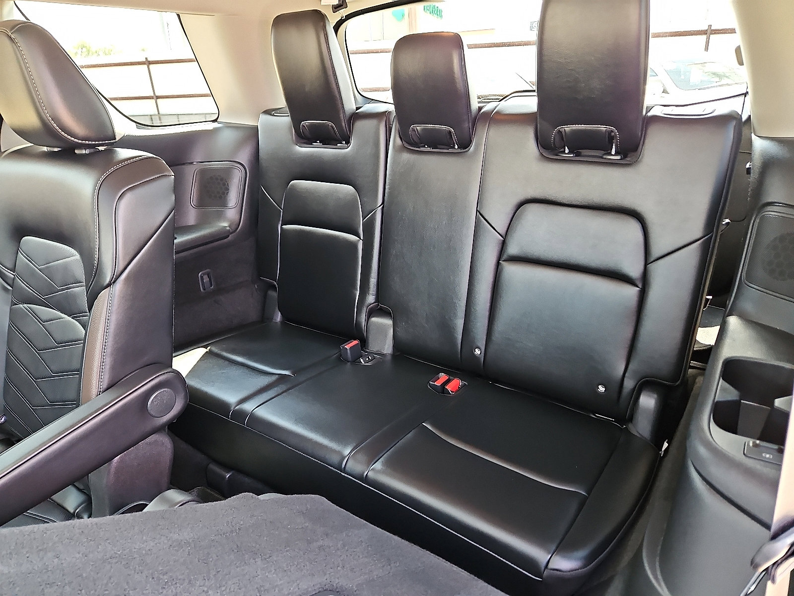 Used 2025 Nissan Pathfinder Platinum image 10