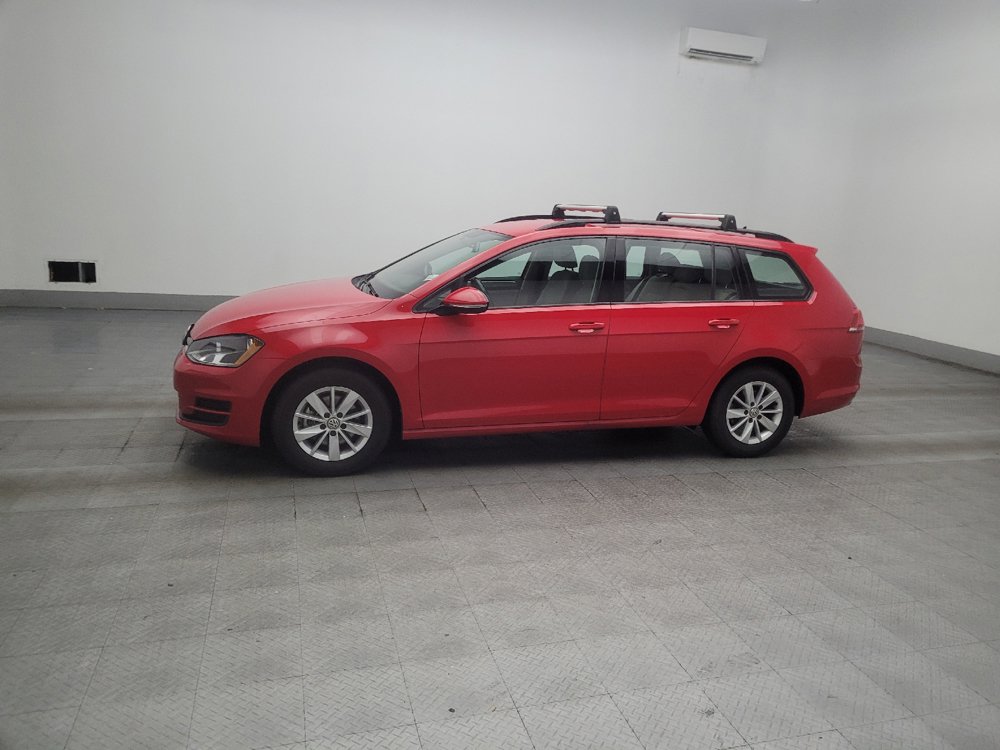 Used 2017 Volkswagen Golf S FWD image 2