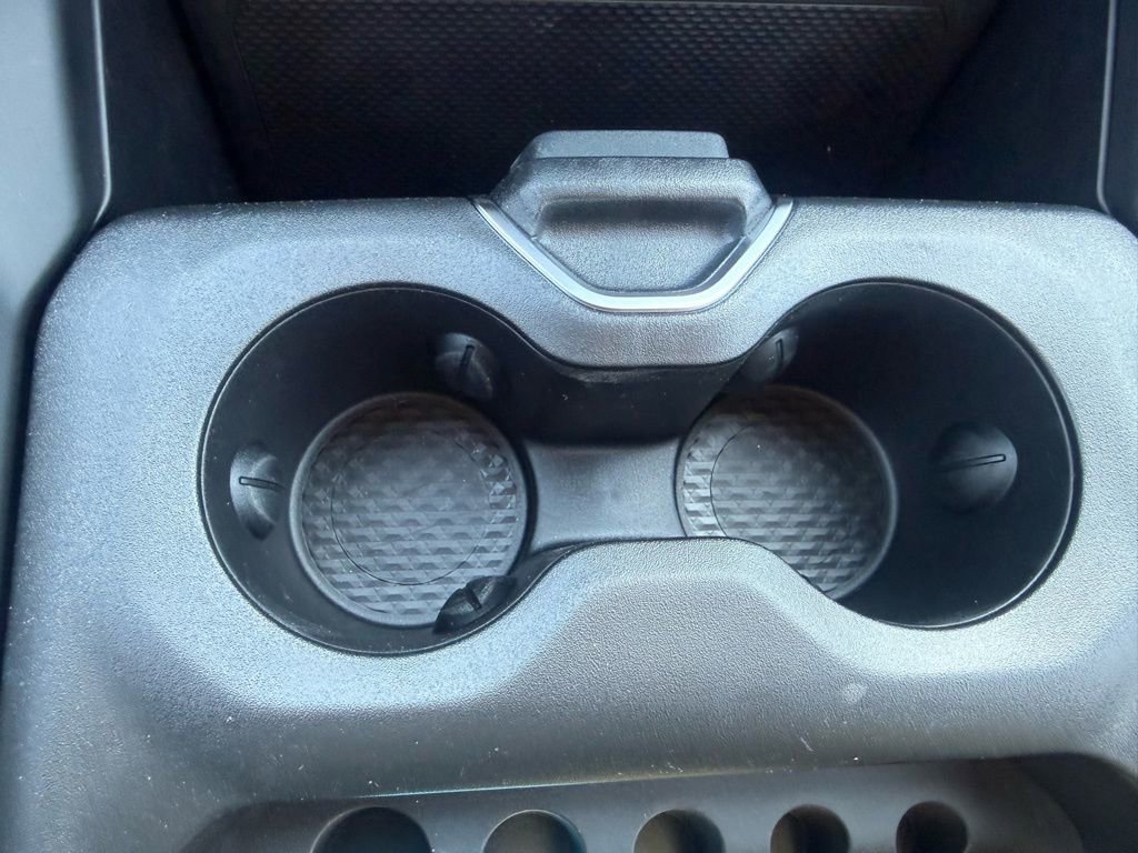 New 2026 RAM 1500 4x4 Crew Cab image 46