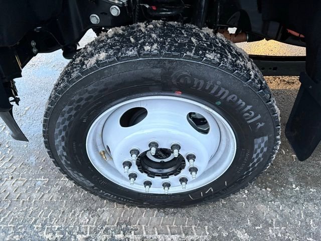 New 2026 Ford F550 4x4 Regular Cab Super Duty image 25