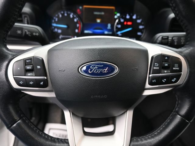 Used 2022 Ford Explorer XLT image 19