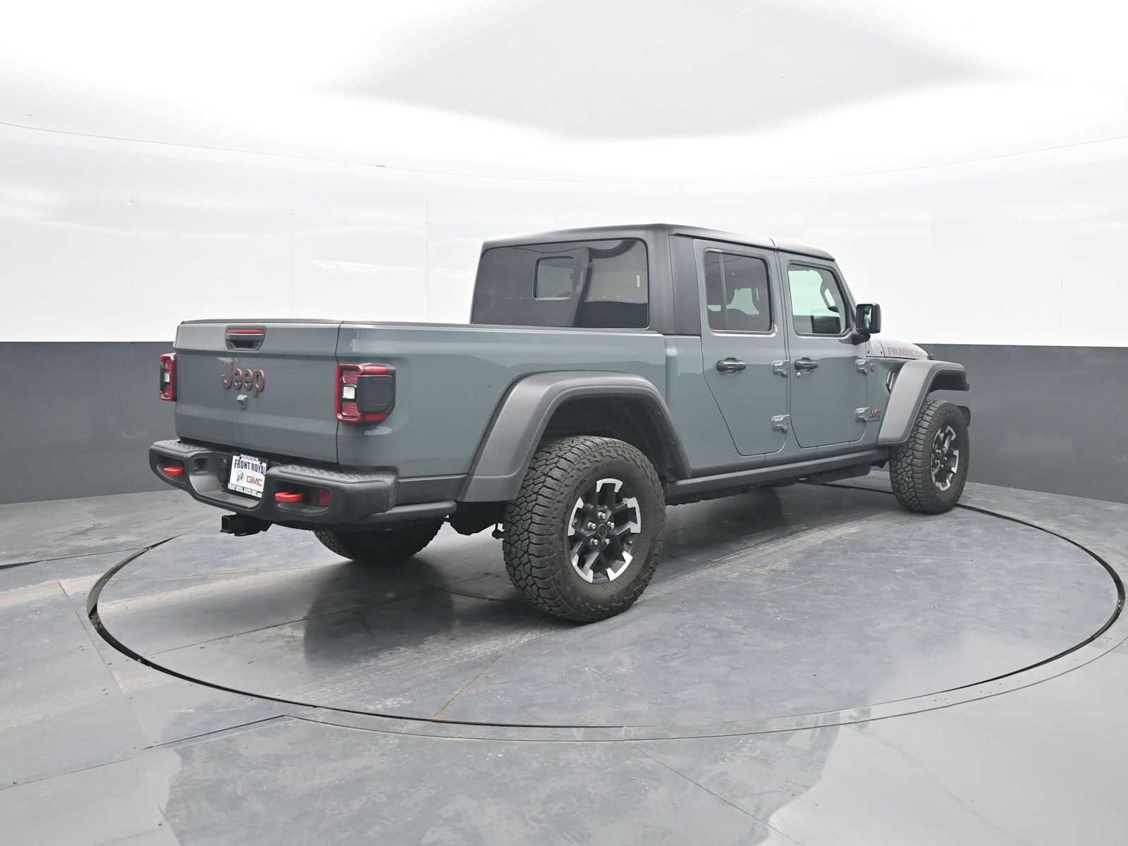 Used 2026 Jeep Gladiator Rubicon AWD/4WD image 8