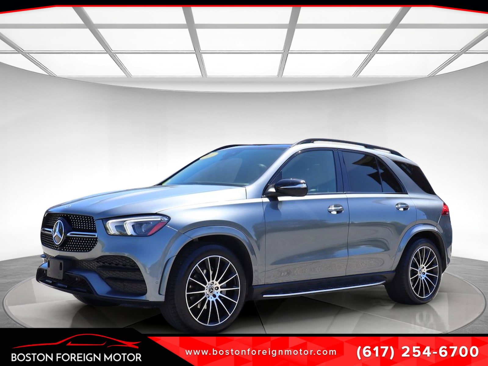 Used 2021 Mercedes-Benz GLE 350 4MATIC w/ AMG Line Exterior image 1