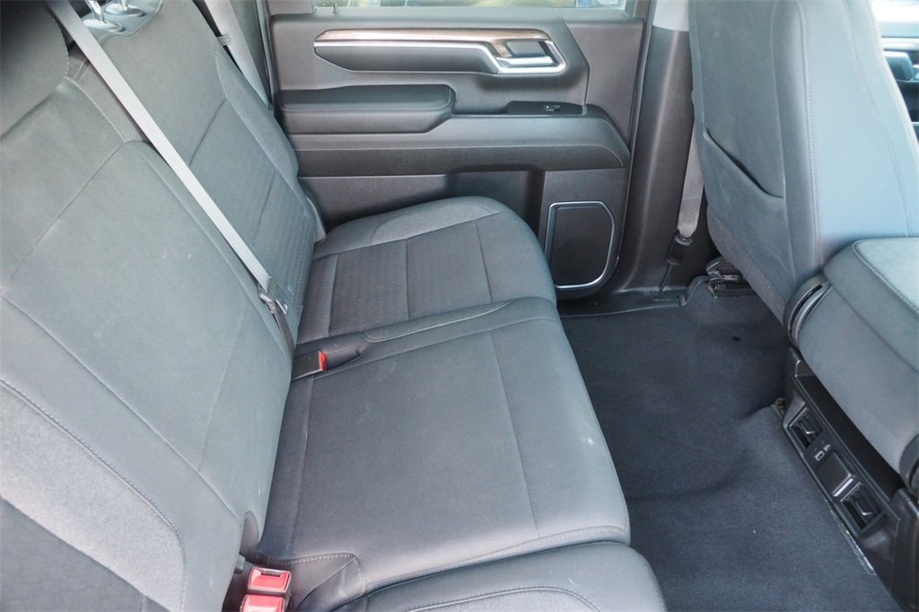 Used 2024 Chevrolet Silverado 2500 LT image 23