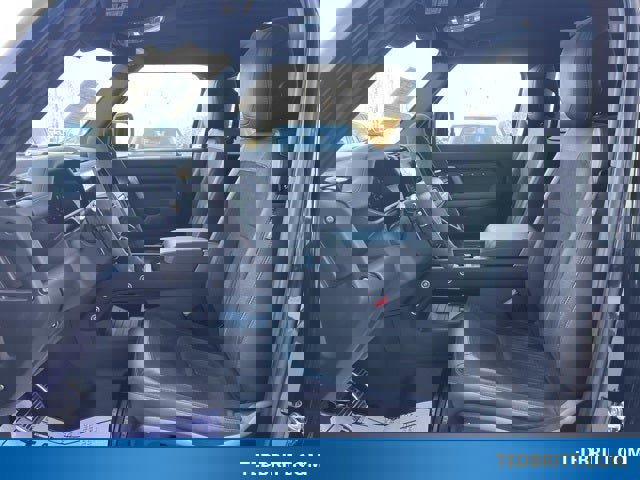 Used 2024 Land Rover Defender 90 V8 image 20